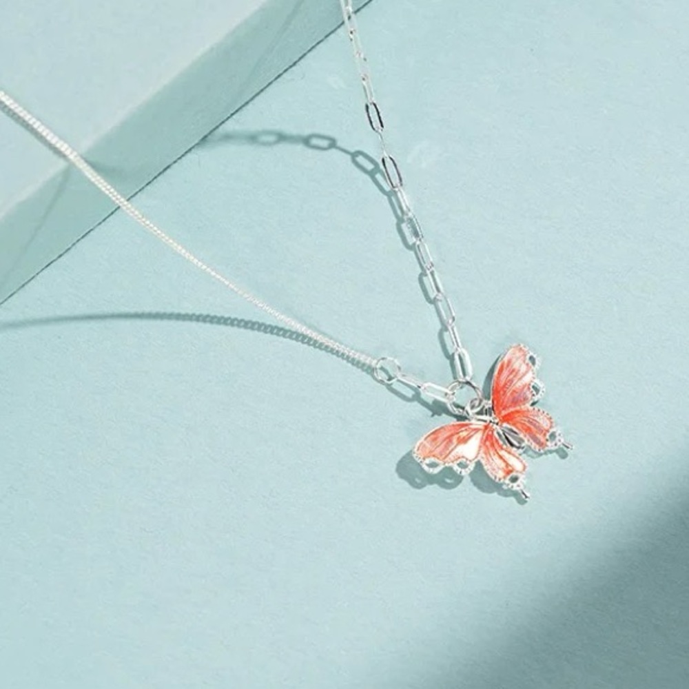 Elegant Silver Butterfly Necklace